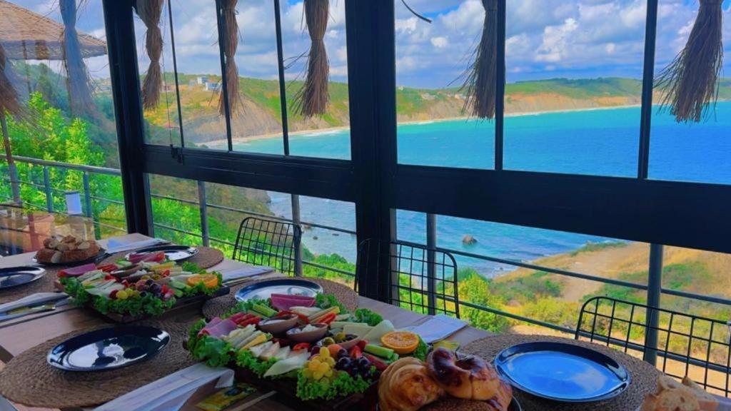 Marina Fener Hotel Istanbul Airport Karaburun  Buitenkant foto