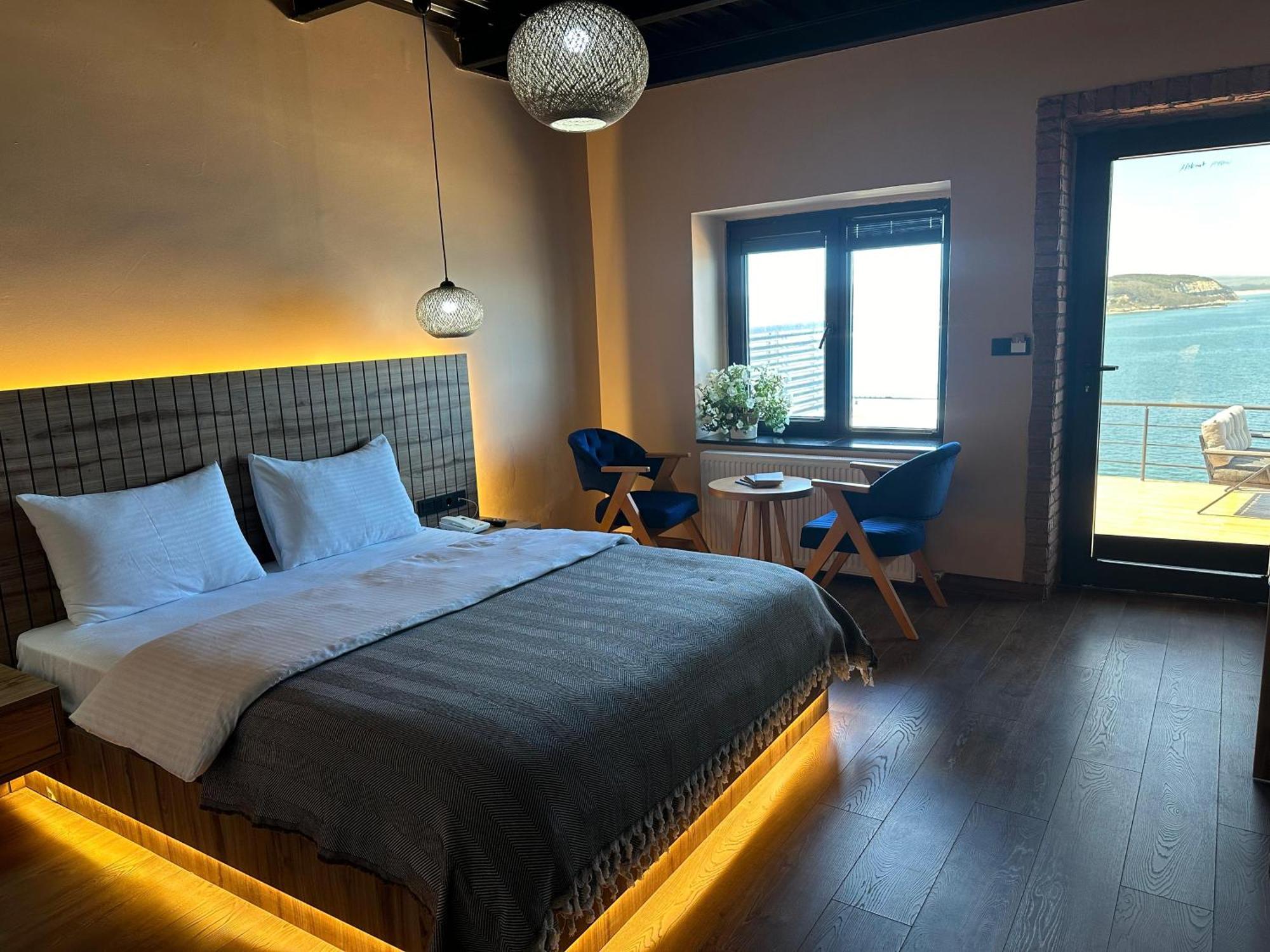 Marina Fener Hotel Istanbul Airport Karaburun  Buitenkant foto